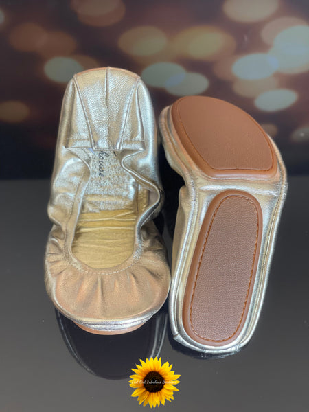 Lightly loved Golden Classic size 5